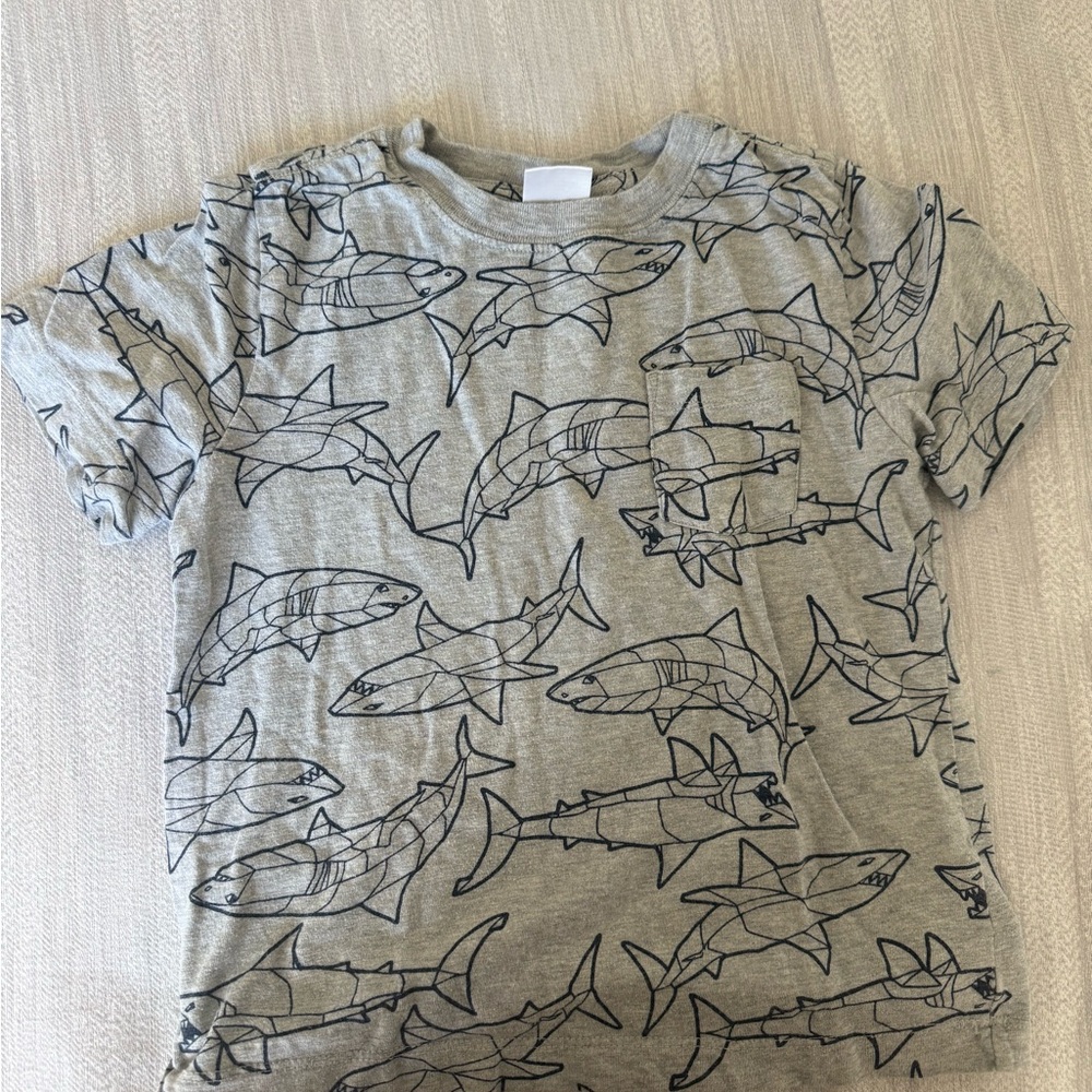 Hanna Andersson Gray Tee with Navy Shark Outline Print